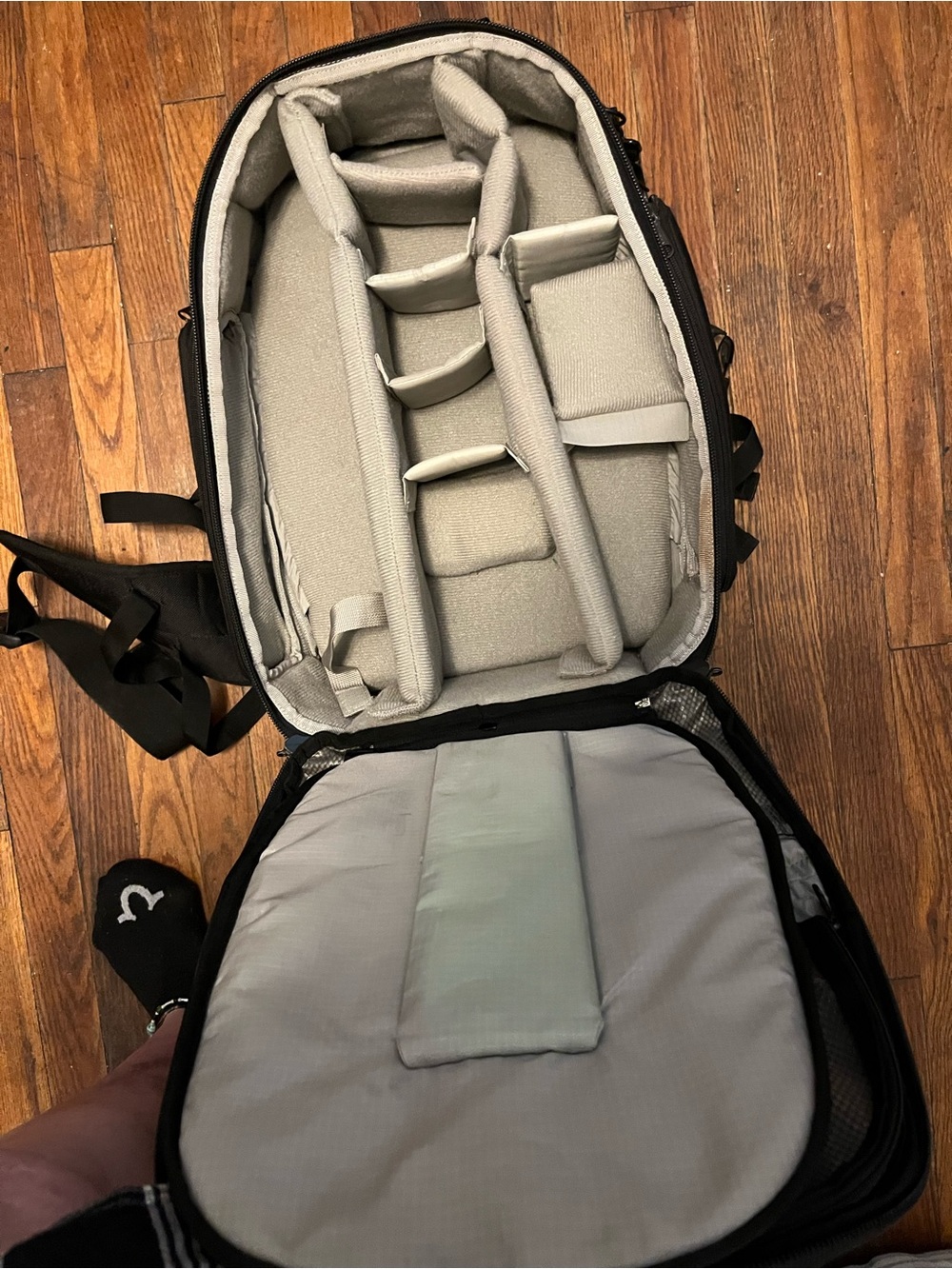 Tenba backpack - Picture 3 of 4